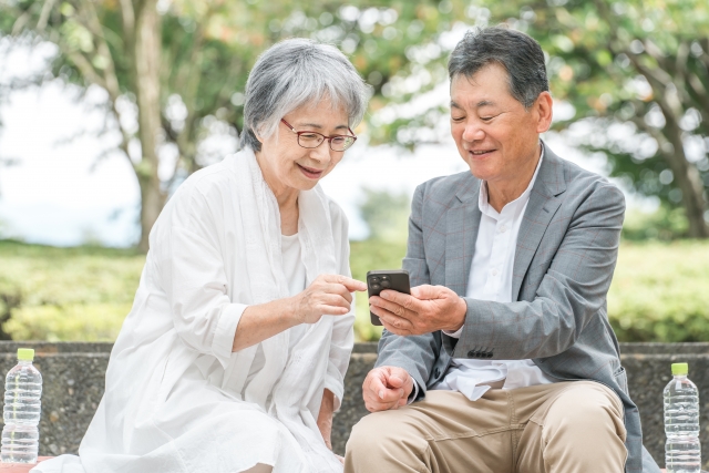 【人生が変わる】シニアこそ情報収集！知っている人だけが得をする時代へ