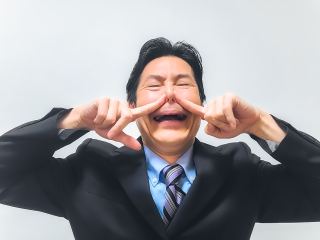 最近お腹が張る…おならが増えた…それ、年齢のせいだけではないかもしれません