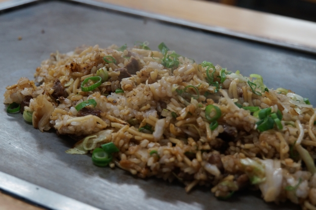 【神戸あるある】そばめしって何?初めて聞いた時は驚いたけど食べたらハマる